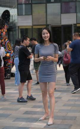 精选街拍作品 NO.1472 灰色连体包臀裙小姐姐 part2_丽丝库