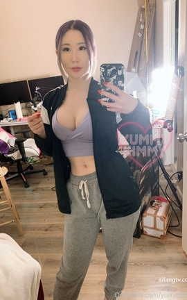 OnlyFans百万粉丝健身教练YummyKimmy视图大合集 part5_丽丝库