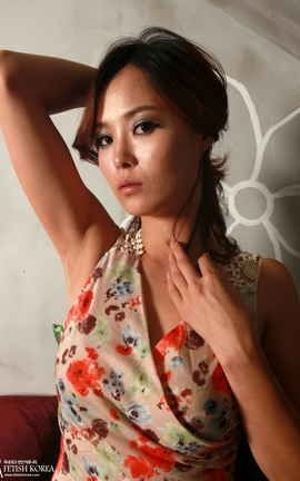 韩国丝袜趣向俱乐部(轻熟女写真Fetishkorea)-MD592_丽丝库