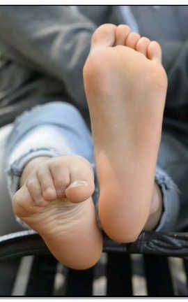 ecolog美足极品-小雅美丽裸足视频来袭_丽丝库