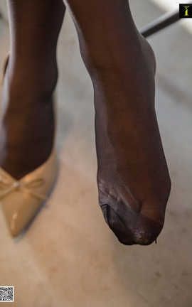 异思趣向IESS 丝享家  2020.01.09  No.654 喵姐《现代旗袍白领》_丽丝库