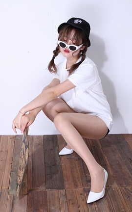 奈丝写真 NO.124 可乐-古灵精怪渔夫帽_丽丝库