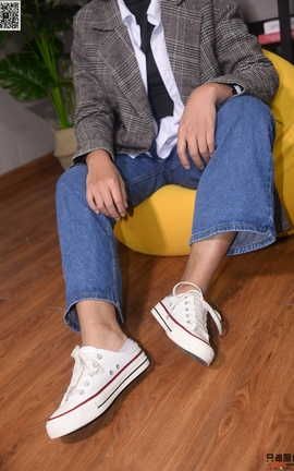 只糖棉袜 VOL.224 孟颖 一个人的浮世清欢_丽丝库