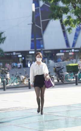 精选街拍作品 NO.1480 黑丝小姐姐_丽丝库