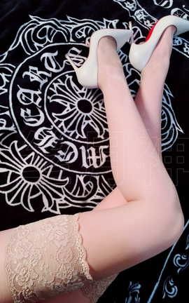 丝月神-2018.02.05肉色筒袜杏色高跟