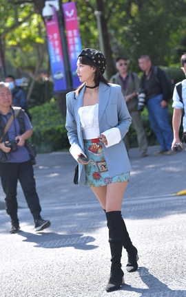 精选街拍作品 NO.0842 咔喳街拍作品 时尚气质_丽丝库