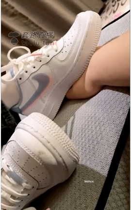 套路直播-清清 露脸粉色棉袜裸足红绿灯2[][.ts]_丽丝库