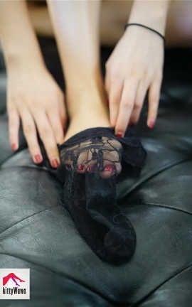 袜小喵写真Kittywawa KT010 被挑逗的蕾丝_丽丝库