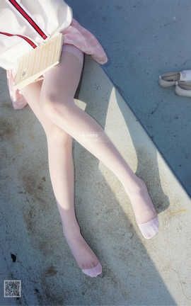 妖精视觉 No.054 妮妮 天台白丝_丽丝库