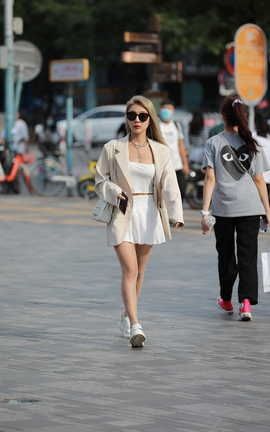 精选街拍作品 NO.0576 四九城嘎子街拍作品 丝袜美女_丽丝库