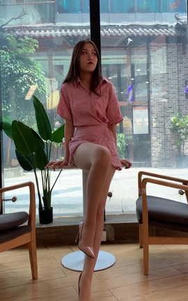 学妹加速跑 XM084《欣怡学妹来报道》[1080X1920][1分45秒]_丽丝库