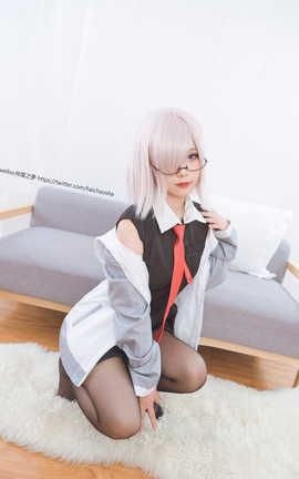 精美萝莉丝袜写真 轻兰映画 Grand.014 玛修常服_丽丝库