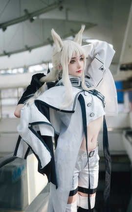 南桃Momoko-常服 白金_丽丝库