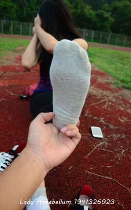 站前女神 恋足美腿棉袜女神级摄影套图 041_丽丝库