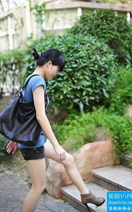 街拍VIP无圣光原创丝袜写真-狡猾的野猫-85011_丽丝库