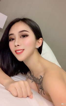 在线福利大图 张贺玉视图 part1_丽丝库