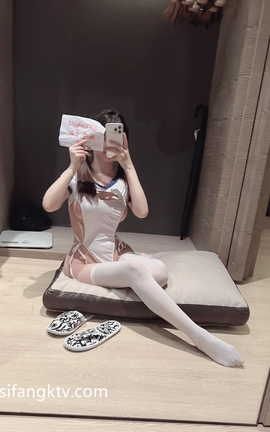 甄选系列 推特萝莉女神 嫩乳32D阿西 最新私拍 part1_丽丝库