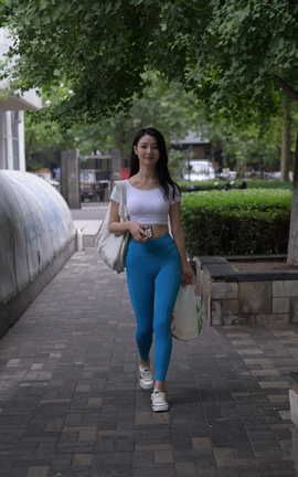 精选街拍作品 NO.1369 一只麋鹿摄影作品 蓝色瑜伽裤美女 part8_丽丝库