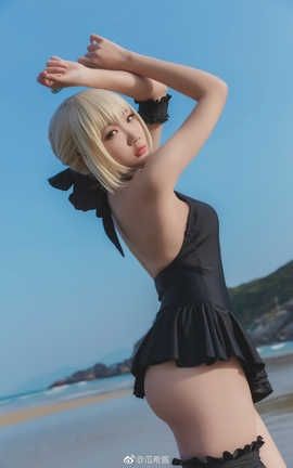 瓜希酱-泳装黑呆_丽丝库