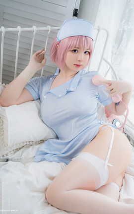 周叽是可爱兔兔 &皮皮奶 粉蓝护士_丽丝库