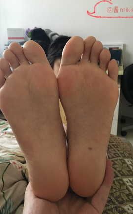 微密圈 酱mikic合集 足控不容错过 part1_丽丝库