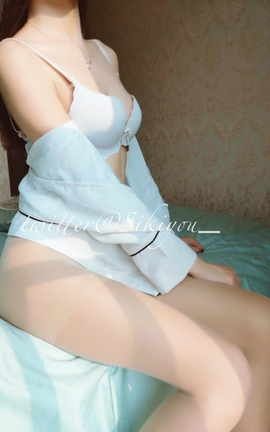 草莓味的软糖呀-推特图片_丽丝库