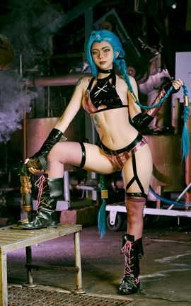 ZinieQ-Jinx Arcane_丽丝库