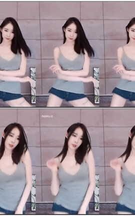 虎牙 暖暖(周童潼)-直播 魔法书福利 V378[1920X1080][4分45秒]_丽丝库