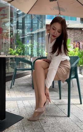 学妹加速跑 XM093《OL小欣怡》[1080X1920][1分47秒]_丽丝库