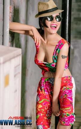 爱丝AISS 黄金版F5021 NO.061 巷陌田依依_丽丝库