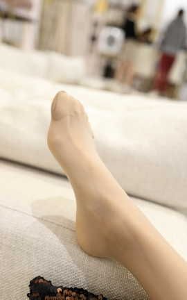 精选街拍作品 NO.0796 辉辉模拍作品 赵公子的肉丝美腿 part2_丽丝库