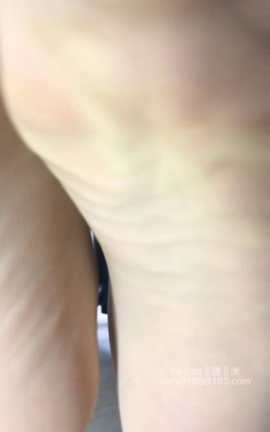 足控福利视频 yamiV17[720X1280 1分46秒]_丽丝库