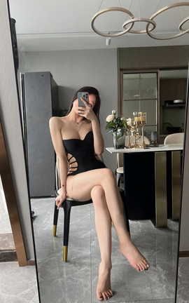 微密圈 99年的iii金希儿-资源合集 part2_丽丝库