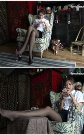 K&amp;M足控脚底视频 02-美女杨睿展示黑丝美脚[3840X2160][20分28秒]