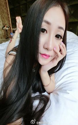 唐馨baby微博图有圣光