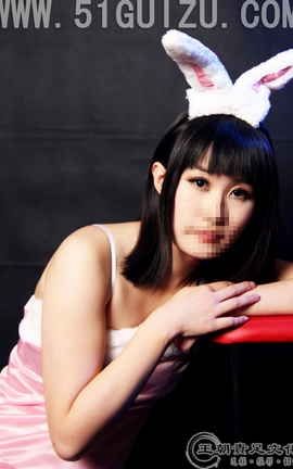 王朝贵足 No.297 灵梦可爱兔女郎白丝袜娇羞系列