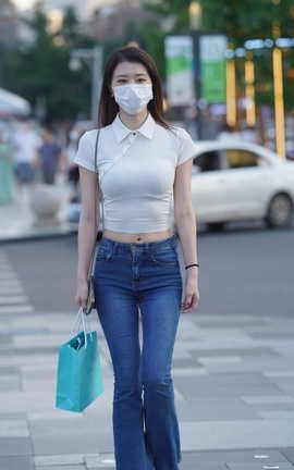 精选街拍作品 NO.1215 街拍牛仔裤长腿美女 part2_丽丝库