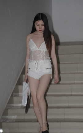 精选街拍作品 NO.1372 凯恩模拍作品 白白净净的热裤女孩 part4_丽丝库