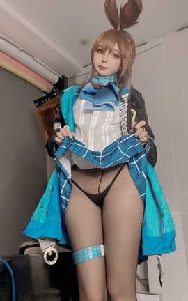 Umeko J 阿米娅 Arknights_丽丝库