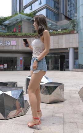 精选街拍作品 NO.0932 一始街拍作品 青春靓丽热裤女孩 part5_丽丝库