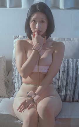 云溪溪-奶桃 反差学妹