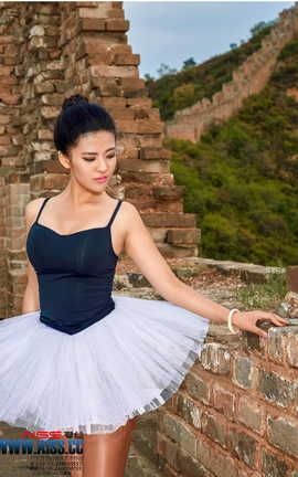 爱丝AISS 钻石版F6013《长城之巅，丝袜之舞》_丽丝库