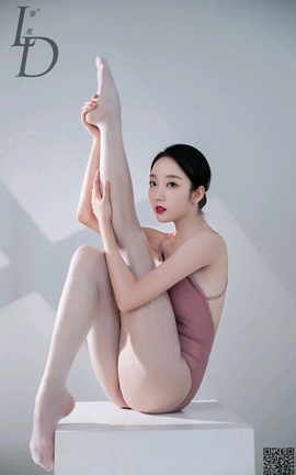 零度摄影LD NO.074 舞蹈老师青青_丽丝库