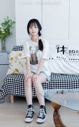 袜啵啵BoBoSocks NO.331 甜甜圈-板鞋、白棉袜、裸足_丽丝库