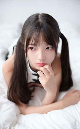 森罗财团 极品萝莉丝袜白丝写真 X-045_丽丝库