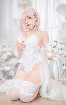 Sayo Momo Mashu white lingerie body oil_丽丝库