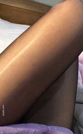 易直播女神ummy颜颜-足控福利视频vx0069[608X1080][26秒]_丽丝库