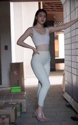 精选街拍作品 NO.0797 魂魂摄影作品 浅黄瑜伽裤美女 part1_丽丝库