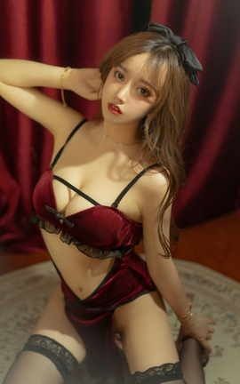 过期米线线喵 红丝绒旗袍_丽丝库