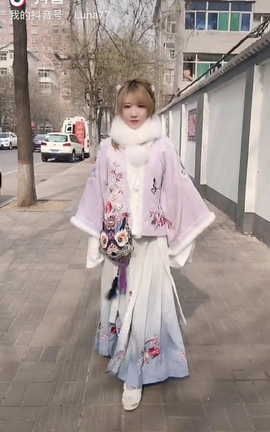 小女巫露娜-牛年[720X1280][7秒]_丽丝库